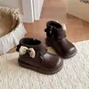 Botas de Felpa Cálidas de Cuero para Niñas Otoño Invierno Nuevas Botas Cortas de Princesa Estilo Lindo Infantil Versátiles Botas de Algodón Suela Suave Botas Antideslizantes