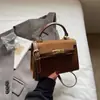 Nova Moda Transfronteiriça de Alta Qualidade Design de Nicho Retro Bolsa de Ombro Único Transversal Bolsa Versátil Tendência