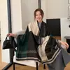 Bufanda Cálida de Lujo Ligero, Sencilla, a la Moda y Versátil para Mujer, Nueva Colección Otoño e Invierno 2025, de Aspecto Elegante, Protección para el Cuello Resistente al Frío, Chal Cálido