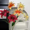 Pintura al óleo de alta gama lirios flores artificiales, flores de boda, flores artificiales, arreglos florales de boda, arreglos florales de suelo, arreglos florales, flores de seda hechas a mano