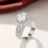 Anillo de Zirconia de Lujo Ligero Estilo Europeo y Americano, Venta Caliente Transfronteriza, Juego de Anillos Cerrados Tk, Juego de Joyería de Tres Piezas Más Vendido Temu