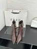 Botas de tornozelo de salto alto bico fino emagrecedoras de perna larga versáteis estilo europeu e americano