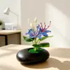 Nova Planta em Vaso Pequeno de Jasmim Dourado Seda Ornamento para Mesa de Sala de Estar de Casa Vaso de Pedra Simulada Planta em Vaso de Flor Artificial