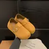 Sapatos Birkenstock de Solado Grosso com Cobertura Total para Mulheres, Novos Sapatos Retrô Marrons Primavera/Verão 2026 com Aumento de Altura Oculto, Mocassins Sapatos Birkenstock