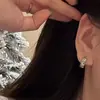 Pendientes V-Gold Artesanía Italiana CNC Hielo Triturado, Lujo Ligero, Gama Alta, Nicho, Versátiles, Pendientes Deslumbrantes, Lujo Ligero