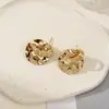 Venta Caliente de Amazon Pendientes Dorados de Personalidad Irregular para Mujer Estilo Hong Kong Moda Pendientes Elegantes Pendientes con Sentido del Diseño Wholesale