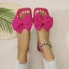 Artículos de Tallas Grandes en Stock~ ¡Dropshipping y Etiquetado Disponibles! Zapatillas de Verano con Lazo Planas de Una Tira para Mujer