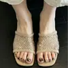 Primer Encuentro con las Nuevas Sandalias Casuales de Moda Abiertas con Tachuelas de Diamante para Mujer, Versátiles para el Verano