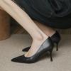 Saltos Altos Agulha Bico Fino Pretos de Pele de Ovelha para Mulheres Primavera e Outono Três cm Cinco cm Entrevista Madrinha Couro Macio Sapatos de Trabalho