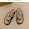 Chanclas de mujer con plataforma gruesa de comercio exterior, modelo nuevo 2026 con hebilla metálica, sandalias de playa para exteriores de verano para mujer