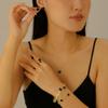 Joyería de flor de la suerte de gran venta transfronteriza europea y americana, traje de trébol de cinco hojas, pulsera, pendientes, collar, anillo, joyería para mujer