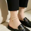 Sin decoloración Estilo nuevo simple tobillera de acero de titanio para niña sensación de alta gama cuerda roja suerte verano moda lujo ligero corazón de amor adornos para el pie