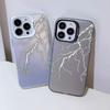 Estuche para iPhone 15 iPhone 16/17 Pro de Marca de Moda Personalizado de Venta Caliente Transfronteriza con Patrón de Rayos Anti-Caída Mate