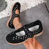 Tênis de treino alemão, saia de bolinhas, look de verão de alta qualidade, perfeito com sapatos estilo Forrest Gump, novos sapatos femininos de sola grossa, design estiloso, coleção 2026