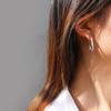Aretes Europeos y Americanos Calientes Estilo Retro Clip de Papel Imitación Perla Aretes Aretes Acero Titanio Chapado Oro 18K Aretes Simples de Lujo Ligero