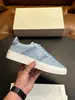 Zapatillas casuales de cuero genuino de color bloqueado más vendidas en el extranjero STN con parte superior perforada transpirable, piel de vaca suave, zapatos diarios para hombre