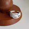 Anel de Linha Irregular com Acabamento Fosco para Mulheres, Simples e Estiloso, Novo Design Popular, Anel Aberto Ajustável, Anel para Dedo Indicador, Moderno