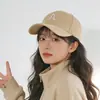 Gorra de Béisbol Rígida con Letras para Mujer de Primavera y Verano con Bordado 3D, Sombrero de Sol Versátil de Ala Ancha que Hace que el Rostro Parezca Más Pequeño