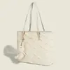 Elegante Bolsa Tote Texturizada Branca Creme para Mulheres - Bolsa de Ombro Chique Estilo Tweed com Pingente de Coelho - Bolsa de Mão Grande Capacidade para o Dia a Dia e Bolsa de Compras