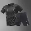 Atacado Spot Roupa de Verão em Malha de Gelo Masculina Fina Solta Manga Curta Shorts Roupa Esportiva da Moda Roupa Masculina