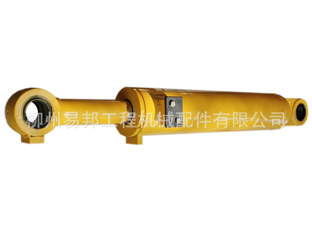 柳工816转斗缸1