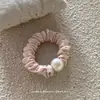 Prendedor de Cabelo Rosa de Tecido Cetim com Pérolas Artificiais Novo Estilo Coreano, Faixa de Cabelo Elástica Alta Estilo Ballet Francês Acessório para Cabelo para Mulheres