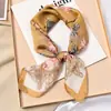 Pañuelo cuadrado pequeño de 70x70cm pañuelo de seda para mujer Primavera Otoño Invierno combinación con camisa decoración profesional pañuelo protector del cuello pañuelo fino