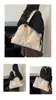 Bolso de Mano Retro Trendy con Remaches 2025 Nuevo Bolso Tote de Moda Bolso Almohada Simple de Gran Capacidad