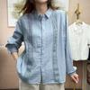 Camisa de Algodão Puro com Renda Bordada Vazada Dupla Camada Cor Sólida Estilo Francês para Mulheres, Top Bordado com Renda de Manga Longa, Camisa Básica, Algodão Puro