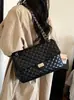 Bolso Cruzado Negro con Cadena Argyle para Mujer Estilo Nuevo 2025 Bolso Tote Pequeño Estilo Chanel Bolso Grande Casual Simple de un Solo Hombro