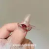 Anel de Diamante Brilhante com Acabamento Exquisito de Luxo Leve, Moderno e Versátil, com um Design Sofisticado e um Toque de Elegância, Anel de Diamante Brilhante em Forma de Diamante