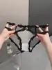 Hua Man Qing Su~Panty de encaje a la moda y sexy estilo japonés para mujer, diseño de pétalos, calado, transpirable, tanga fina