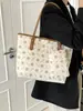Bolsa Tote Europeia e Americana Retrô de Grande Capacidade, Moderna e Personalizada para Mulheres 2026 Casual Nova Tendência Bolsa de Mão para o Dia a Dia Bolsa de Ombro