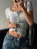 Camiseta de Fábrica Personalizada para Mujer Manga Corta Verano 2026 Nuevo Escote Bajo Prenda Exterior Versátil Corte Ajustado Hombro Estándar Top Favorecedor Venta al por Mayor