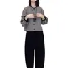 24771 Big Aimei Yiyuan 2024 Otoño Nuevo Camisa Holgada Reductora de Edad a Cuadros Pantalones Casuales de Pierna Ancha de Cintura Alta para Mujer