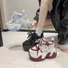 Zapatos de papá clásicos versátiles de suela gruesa que aumentan la altura para mujer, zapatillas de malla transpirables de moda para personas bajitas, otoño 2026