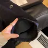 Pantalones vaqueros forrados de forro polar para niña 2025 Otoño e Invierno Nuevos Pantalones holgados Pantalones rectos integrados de forro polar Versión coreana Pantalones largos forrados de forro polar Tendencia