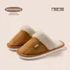 Pantuflas de algodón Rogue Rabbit para mujer, nuevo estilo otoño/invierno 2026, antideslizantes para interiores, ligeras, a la moda y cálidas pantuflas de invierno para hombre