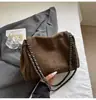 Bolsa Tote de Textura Fashion Transfronteiriça para o Dia a Dia Feminina Nova de Grande Capacidade com Corrente para o Dia a Dia na Axila Bolsa Transversal de Nicho
