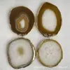 Venta al por mayor de fábrica ágata galvanizado borde dorado piedra cruda natural posavasos para taza de té posavasos para taza decoraciones adornos para sala de estar mesa de comedor