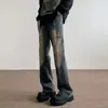 Calça jeans masculina lavada estilo americano, marca de moda high street primavera-verão 2026, design desconstruído de perna reta, calça casual levemente flare