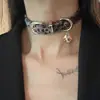 Colar Gargantilha Cruzada de Couro Preto Casual Estilo Punk Design de Nicho Doce e Cool para Mulheres Simples e Moderno