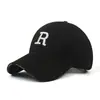 Gorra de Béisbol con Letra Bordada Coreana Gorra Simple para Pareja de Moda Casual para Hombre y Mujer de Tela Escalonada para Exteriores