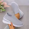 Tênis casuais esportivos de moda transfronteiriços europeus e americanos, novos modelos casuais femininos de comércio exterior, tênis femininos de tamanho grande em estoque, atacado de tamanho grande