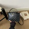 Bolso de mano con nuevo estampado de lunares transfronterizo, moderno y versátil, bolso de hombro y cruzado de gran capacidad, elegante bolso para el día a día
