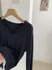Camiseta básica KEKEZOON de manga longa com decote em V para mulheres, nova blusa top interna de cor sólida slim fit de outono 8598