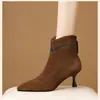 Botas de Cano Curto Quentes Forradas com Pelúcia, Bico Fino Apontado, Salto Agulha Alto, Zíper na Parte de Trás, Novidade Outono/Inverno 2026, Decoradas com Strass, Sapatos de Moda Femininos