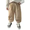 Calças Casuais Finas de Verão para Meninos com Estampa de Letras Estilo Coreano Infantis Elegantes Versáteis Largas Casuais para Bebês e Crianças