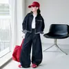Conjunto de mezclilla suave a cuadros y patchwork estilo coreano para niñas, primavera y otoño, nuevo conjunto de otoño de moda para niños, conjunto de dos piezas