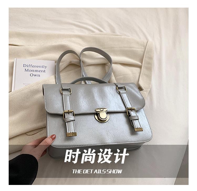 c时尚设计.jpg